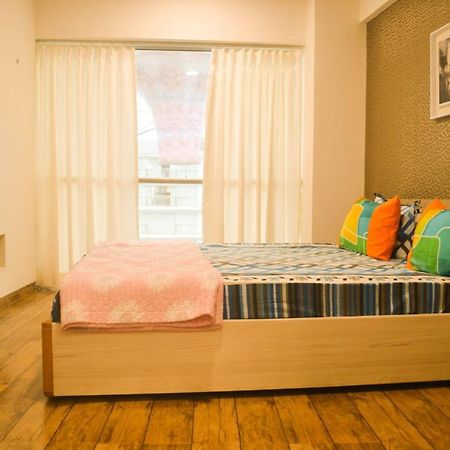 Homestays At Rajhans Belliza Near Airport Сурат Екстер'єр фото